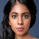 Sarena Parmar als Anjulie