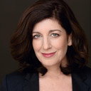 Shauna Bloom als Mrs. Kerrigan