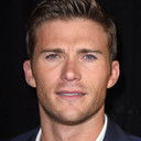 Scott Eastwood als Eric