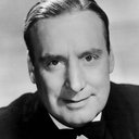 Alan Mowbray als Sir John Hay