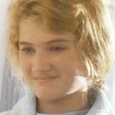Anne Marie McEvoy als Young Annie