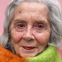 Rosita Dadoun Fernandez als Old lady with cat