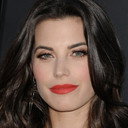Meghan Ory als Abby O'Brien-Winters