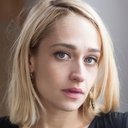 Jemima Kirke als Andrea