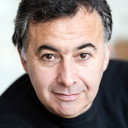 Laurent Mothe als Restaurant owner