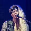 Travis Haley als Lexxi Foxx