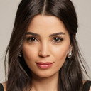 Banu Karagöz als Berna