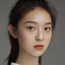 Eva Du als Feng