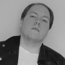 Sam Wirde als Mikael