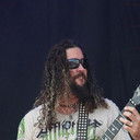 Wayne Findlay als Keyboards, Guitars