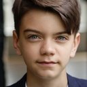 Milo Parker als Connor