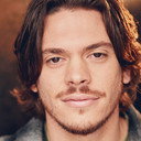 Connor Foster als Tom