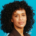 Selome Emnetu als Ida