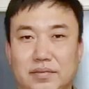 곽자형 als Restroom Man