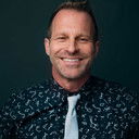 Anthony Meindl als Eric