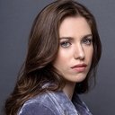 Julia Terranova als Lexi