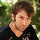 Tim Jahn als Justin Forster