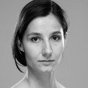 Bilyana Kazakova als Momiche