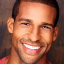 Austin Michael Young als FBI Agent Miller