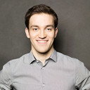 Jano Kaltenbach als Simon