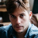 Emilien Vekemans als Roger Lagarrigue