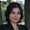 Grace Favarro als Grace