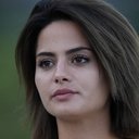 Elif Doğan als lonely woman