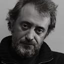 Roberto Suárez als Ernesto