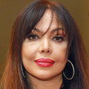 Meral Konrat als Tahmina