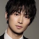 Ryô Matsuda als Hideyasu Jonouchi / Kamen Rider Gridon