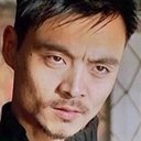 铁男 als Bao Qianzhang
