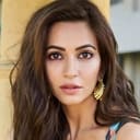 Kriti Kharbanda als Kavya