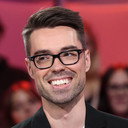 Olivier Bernard als Self - Host