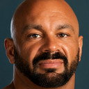 Perry Satullo als Perry Saturn