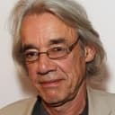 Roger Lloyd Pack als Cleaner (uncredited)