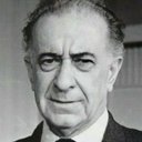 Vasfi Rıza Zobu als 