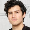 Anthony Padilla als Hal (voice)