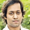 Aakash Dabhade als Langda Bhai
