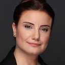 Melda Bekcan als Zeynep