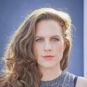 Dana Berger als Jen