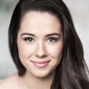 Kara Kingsward-Hughes als Sophie