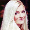 Michaela Kudláčková als Boženka, sestra Jarmily