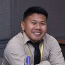 Ajie Pangestu als Pak Hendra