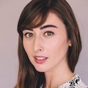 Jillian Morgese als Hero