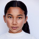 Ayva Severy als Jeni Powers