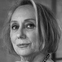Mink Stole als Older Woman