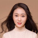 陈芊桦 als Young Jia