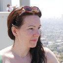 Petra Passtoors als Receptionist / passing alien 2