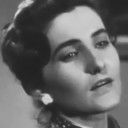 Νίνα Γιαννίδου als Thaleia Prokopi