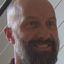 Tao Hildebrand als Johnny